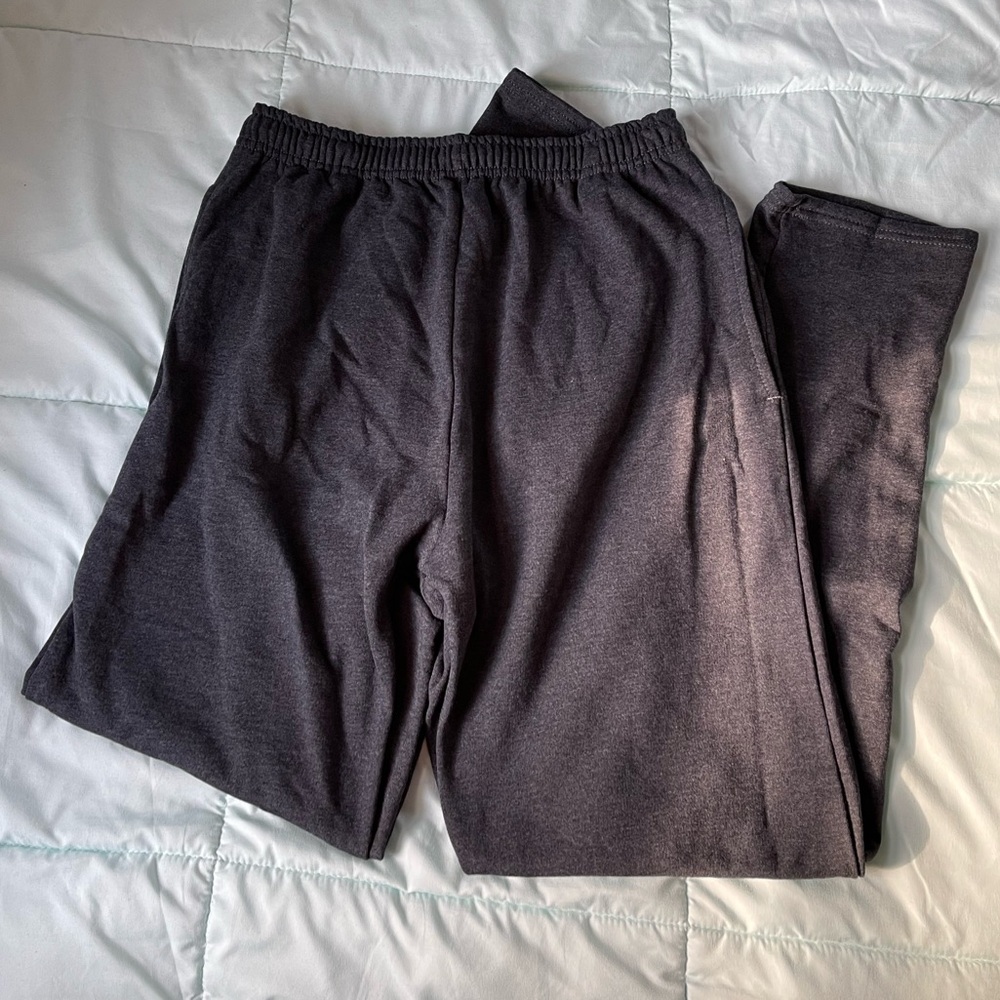 Fruit of the Loom Dark Grey Men’s open bottom fleece sweatpants